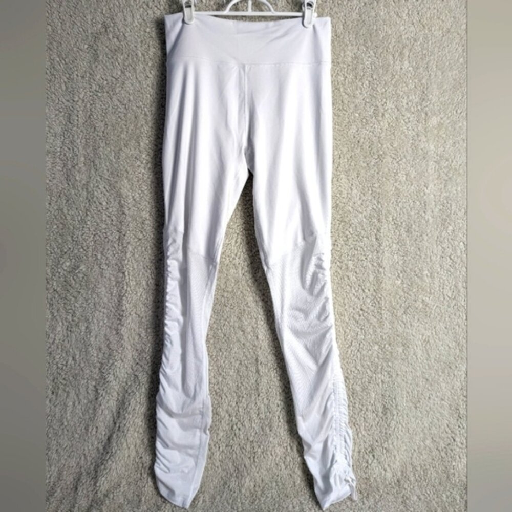 FABLETICS White Legging size large in great used  condition!